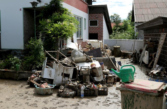 Pogodbe za stanovanja se lahko sklenejo za čas do odprave posledic poplav, vendar največ za tri leta. Upravičenci bodo oproščeni plačila najemnine za prvo leto, po tem obdobju bo najemnina neprofitna. FOTO: Blaz Samec