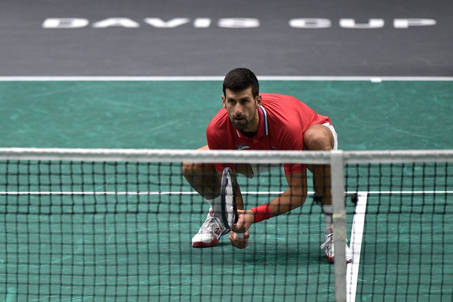 Tudi najboljši potrebuje odmor, Novak Đoković je po zmagi na OP ZDA minuli konec tedna igral v Davisovem pokalu. FOTO: Pablo Morano/Reuters