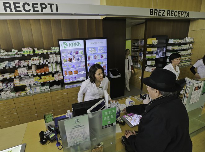 Letošnja glavna tema ob dnevu slovenskih lekarn je prehrana in zdravila. FOTO: Jože Suhadolnik/Delo