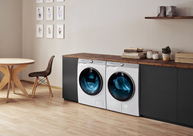 Umetna inteligenca vam bo pomagala tudi pri pranju in sušenju perila. FOTO: Samsung