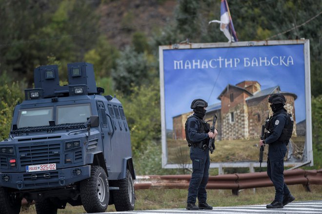 Na Kosovu, kjer so včeraj razglasili dan žalovanja, je bilo mirno. FOTO: Armend Nimani/AFP