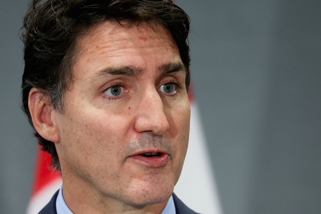 »Kanadi je globoko žal,« je po poročanju britanskega BBC sporočil Trudeau. FOTO: Mike Segar/Reuters