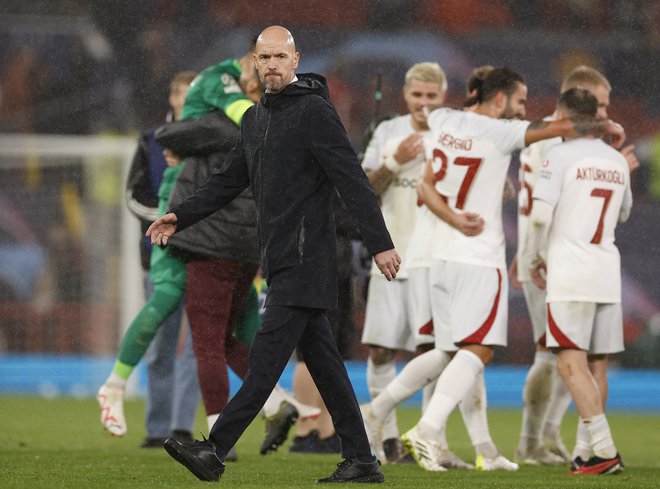 Erik ten Hag je bil razočaran po porazu z Galatasarayem. FOTO: Jason Cairnduff/Reuters