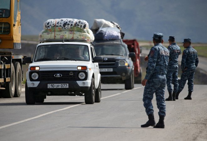 Po azerbajdžanski »protiteroristični operaciji« so iz Gorskega Karabaha pobegnili tako rekoč vsi prebivalci. FOTO: Irakli Gedenidze/ Reuters