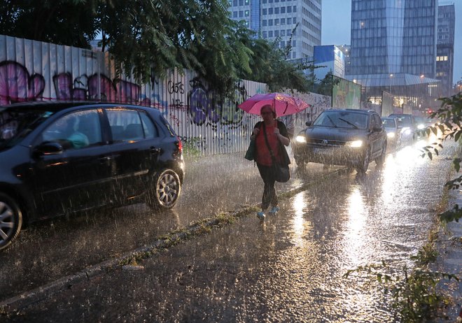 Tudi mi smo del narave, a s to razliko, da si domišljamo, da nam mora iti vse tako, kot si želimo – vedno mora biti 20 stopinj Celzija, brez večjih padavin, brez snega in ledu ... FOTO: Blaž Samec