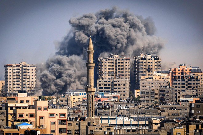 Bombardiranje Gaze FOTO: Mahmud Hams/AFP