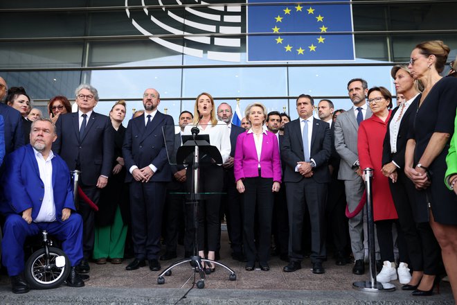 Predsednik evropskega sveta Charles Michel je za torek sklical izredni vrh EU, ki bo potekal prek videokonference. FOTO: Johanna Geron/Reuters