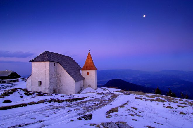 Uršlja gora je s 1699 metri najbolj množično obiskana koroška gora in je najvzhodnejši karavanški vrh v Sloveniji. FOTO: Tomo Jeseničnik
