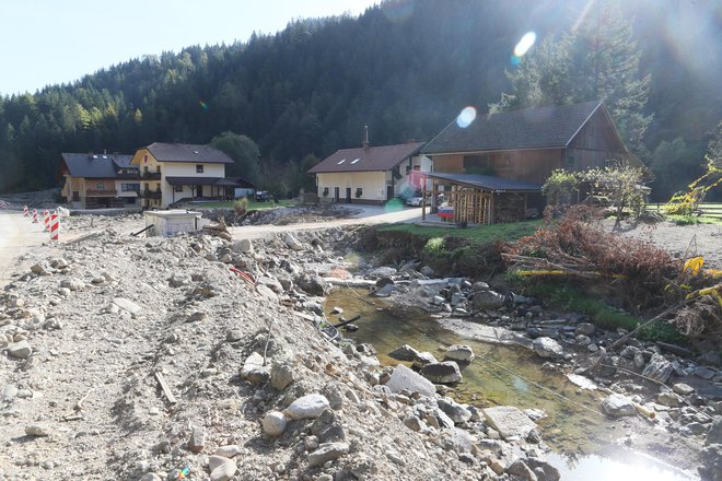 Dobra dva meseca po katastrofalnih poplavah še vedno več območij ni primernih za bivanje. FOTO: Dejan Javornik/Slovenske novice