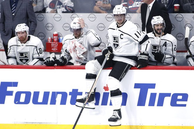 Kapetan Kopitar je Kralje popeljal do prve zmage. Foto James Carey Lauder/Reuters