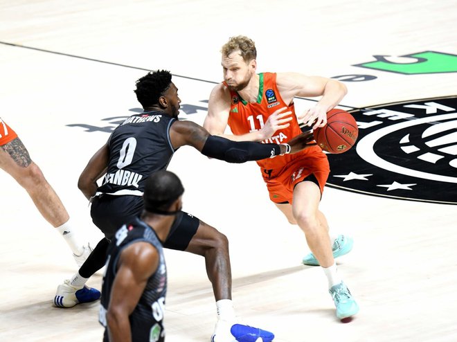 Kapetan stožiškega moštva Jaka Blažič je tokrat igral le dobrih 13 minut in dosegel štiri točke. FOTO: Cedevita Olimpija