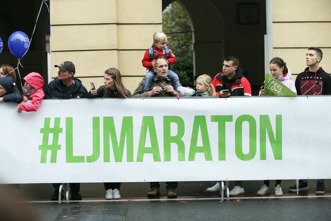 Ljubljanski maraton je ustavil čas v metropoli tudi pred letom dni, podobno bo letos. FOTO: Jože Suhadolnik