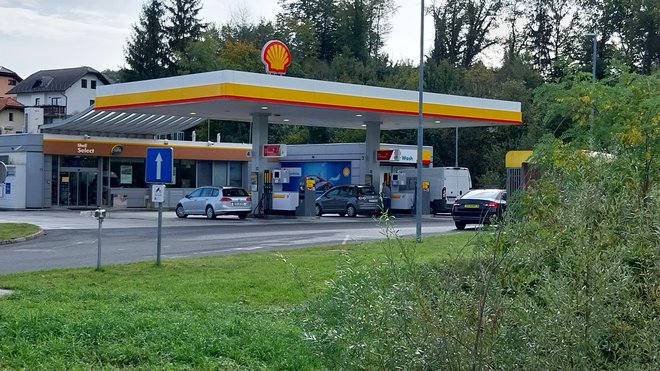 Shell je sredi prejšnjega tedna prevzel v upravljanje bencinsko črpalko v Šmarju pri Jelšah. FOTO: Karel Lipnik