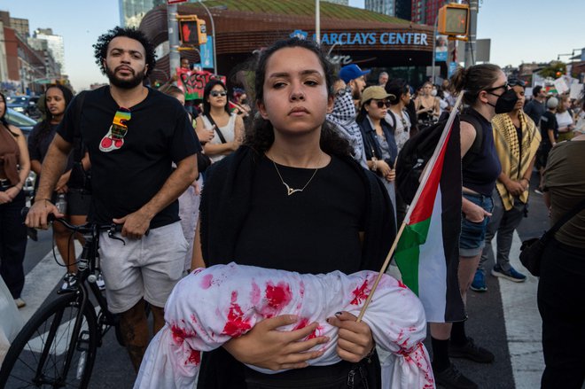 Protesti v podporo Palestincem v New Yorku. FOTO: Adam Gray/AFP