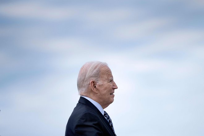 Predsednik Joe Biden se od grozljivega Hamasovega napada na izraelske kibuce in festival miru zavzema za človekoljubne premore za oskrbo z vodo, hrano, zdravili in drugim. Foto Brendan Smialowski/AFP