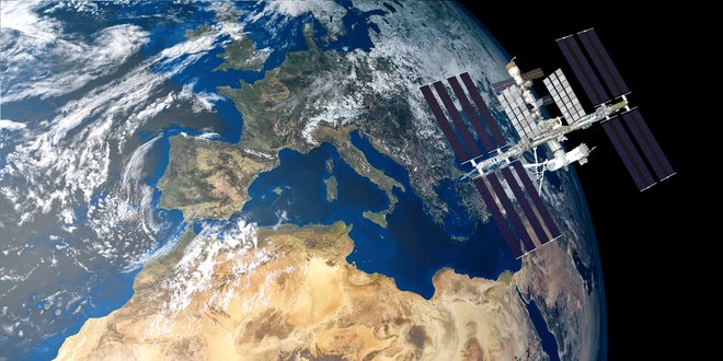 Slovenija želi postati polnopravna članica Evropske vesoljske agencije. FOTO: Shutterstock