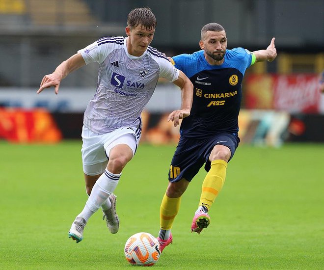 Marcel Lorber (levo) je najprijetnejše mariborsko odkritje v jesenskem delu sezone. FOTO: Grega Wernig/NK Maribor