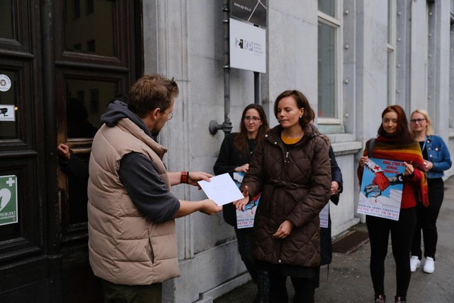 Državna sekretarka ministrstva za zdravje Eva Vodnik je sprejela vabilo na soočenje prihodnji petek. FOTO: Janez Zalaznik