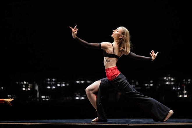 Med nastopajočimi v Boleru je tudi solistka ljubljanskega baleta Nina Noč. FOTO: Darja Štravs Tisu