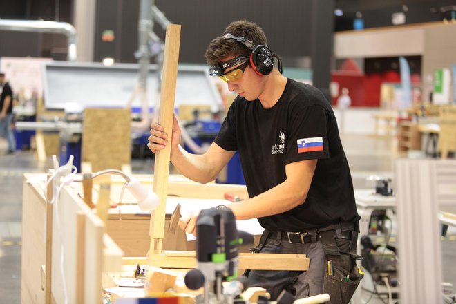 Nadobudni bodoči mojstri se lahko poskusijo na tekmovanju v poklicnih spretnostih.
FOTO: Jacek Sadowski/worldskills Europe