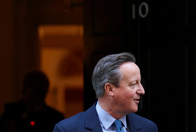 Cameronova vrnitev je še najbolj razveselila tiste, ki čutijo nostalgijo po obdobju pred referendumom o brexitu. FOTO: Suzanne Plunkett/Reuters