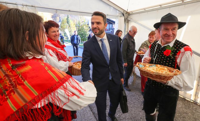 V najtežjih časih se je mogoče zanesti le na krščanske demokrate, zdaj je čas za spodbujanje in aktivacijo ljudi, je prepričan Matej Tonin. FOTO: Matej Družnik