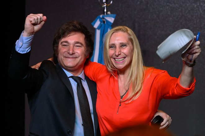 Javierju Mileiu je pripravila in vodila politično kampanjo sestra Karina, trenutno najvplivnejša Argentinka. FOTO: Luis Robayo/AFP