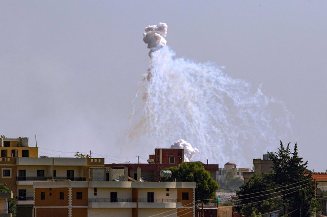 Izrael obstreljuje Gazo. FOTO: Hassan Fneich/Afp