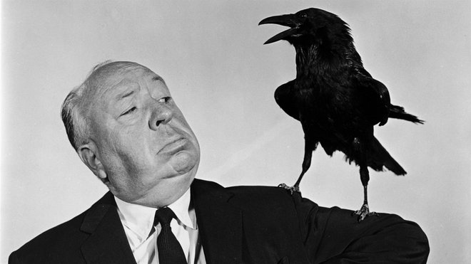 Alfred Hitchcock – eden najbolj občudovanih režiserjev, ki je enako uspešno mučil gledalce kot svoje sodelavce. Prve z gozo v filmih, druge med snemanjem. Foto TVS