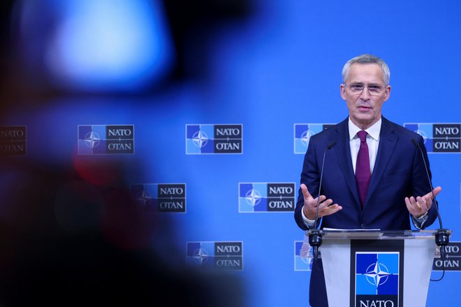 »Putin ima visoko stopnjo tolerance žrtev in ruski cilji v Ukrajini se niso spremenili,« je opozoril generalni sekretar Nata Jens Stoltenberg. FOTO: Johanna Geron/Reuters