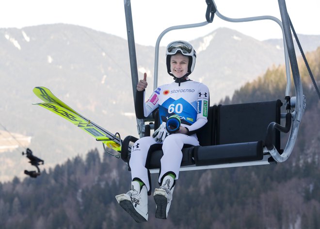 Ema Klinec je bila zelo zadovoljna s svojimi skoki na zaključnih pripravah. FOTO: Matej Družnik/Delo