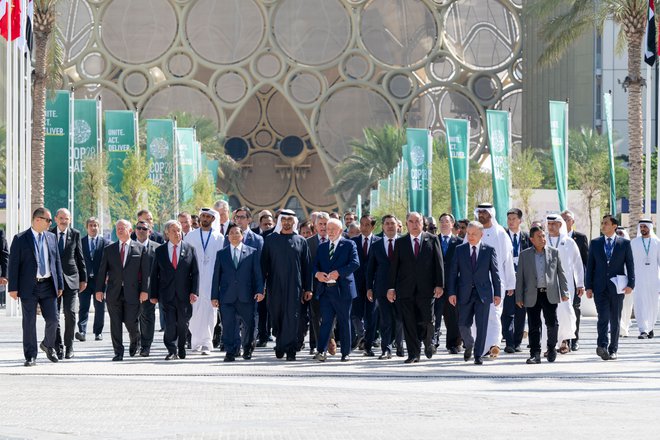 Vrha voditeljev v okviru podnebne konference (Cop28) se udeležuje 170 predsednikov držav oziroma vlad. FOTO: Abdulla Al-bedwawi/Afp