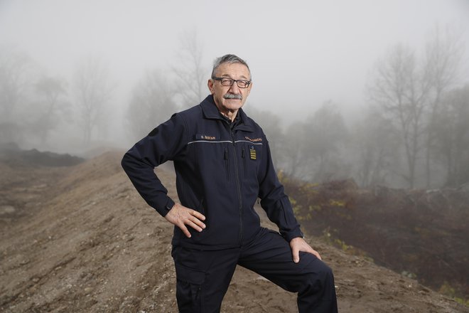 Srečko Šestan pomoč ljudem vidi kot svoje življenjsko poslanstvo. FOTO: Leon Vidic/Delo