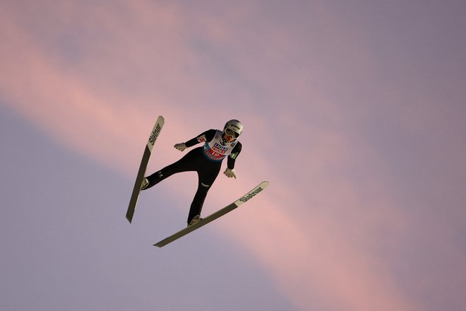 V Klingenthalu bo priložnost dobil Lovro Kos. FOTO: Lisi Niesner/Reuters