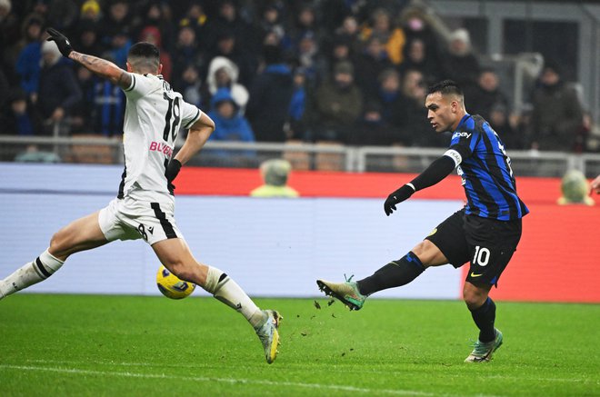 Lautaro Martinez je le še potrdil zmago Interja. FOTO: Alberto Lingria/Reuters