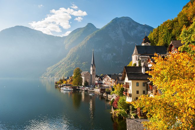 Tiha gorska idila ob kristalno čistem jezeru, z dih jemajočimi pogledi je bila tako rekoč dobro varovana avstrijska skrivnost. Potem so se razcvetela družbena omrežja ... FOTO: Shutterstock