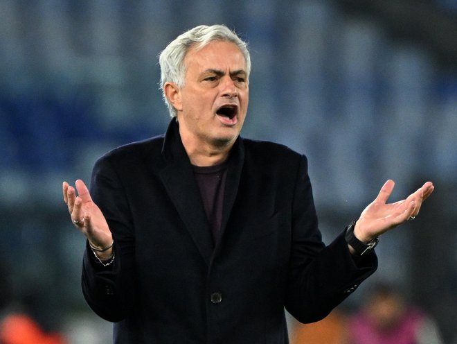 Temperament Joseja Mourinha je že dolgo znan. FOTO: Alberto Lingria/Reuters