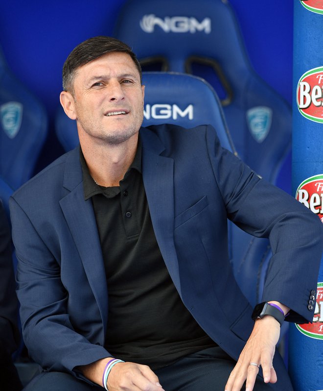 Lgenda Interja in tudi lige prvakov Javier Zanetti je na latni koži občutil, kako natančno deluje protokol na sedežu Evropske nogometne zveze. FOTO: Jennifer Lorenzini/Reuters