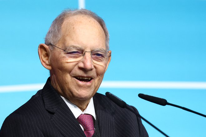 Wolfgang Schäuble je bil član zveznega parlamenta kar 51 let. Veljal je za pronicljivega misleca in demokrata, pa tudi za neomajno zavezanega proračunski disciplini. FOTO: Lisi Niesner/REUTERS