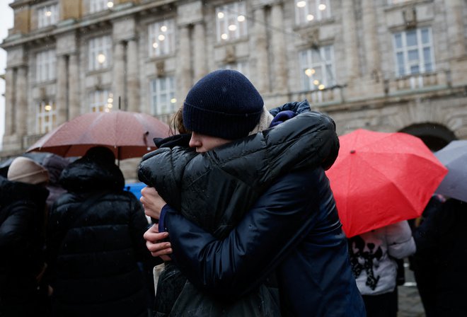 Strelski pohod je pretresel prebivalce Češke. FOTO: David W Cerny/Reuters
