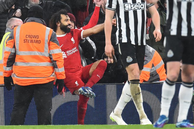 V Liverpoolu ima Mohamed Salah vse, kar želi, športno in življensko srečo. FOTO: Peter Powell/AFP