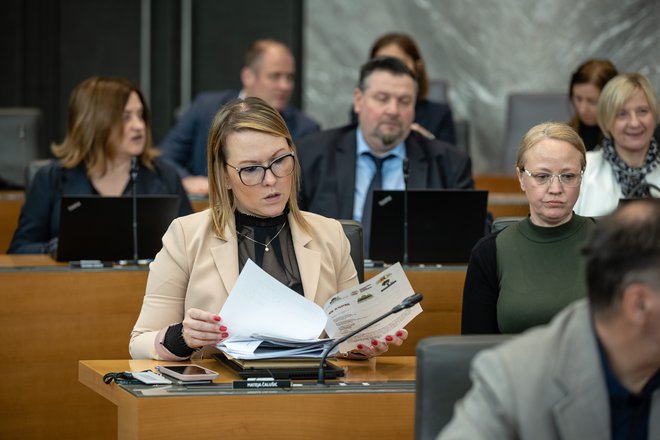 Mateja Čalušić je poslanka Gibanja Svoboda, po izobrazbi pa diplomirana inženirka agronomije. FOTO: Črt Piksi