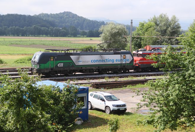 V Sloveniji najbolj manjka sodoben in učinkovit železniški prevoz. FOTO: Dejan Javornik