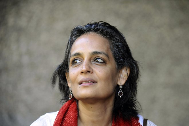 Arundhati Roy, indijska aktivistka in pisateljica FOTO: Reuters