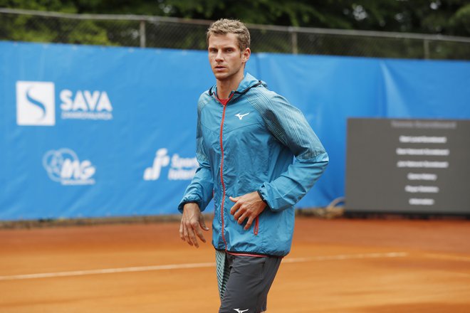 Blaž Rola še okreva po operaciji kolena. FOTO: Leon Vidic