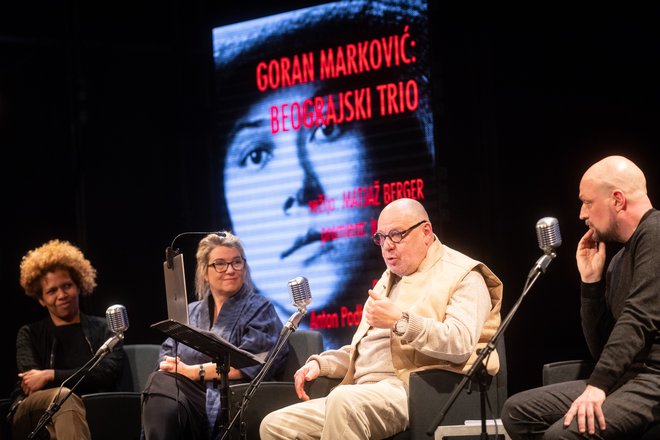 Sintagma Strah pred pravimi solzami implicira niz vprašanj, praktičnih gledaliških, teoretskih ali teatroloških momentov, je povedal ravnatelj APT, režiser Matjaž Berger. FOTO: Boštjan Pucelj