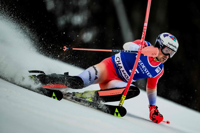 Daniel Yule se je odrezal z odlično slalomsko predstavo. FOTO: Jeff Pachoud/AFP