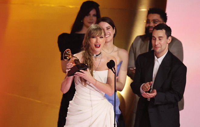 Taylor Swift je bila na letošnjih grammyjih nominirana v šestih kategorijah. FOTO: Mike Blake/Reuters