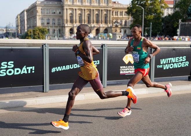 Svetovni prvak v maratonu Victor Kiplangat ima v lokalni cerkveni skupnosti pomembno vlogo. FOTO: Aleksandra Szmigiel/Reuters