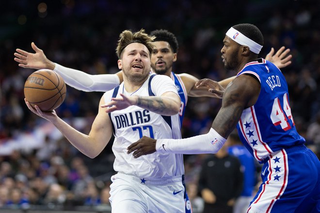 Luka Dončić po poškodbi gležnja še ni ujel zanj prave strelske forme, toda Dallas je kljub temu zmagal. FOTO: Bill Streicher/Usa Today Sports